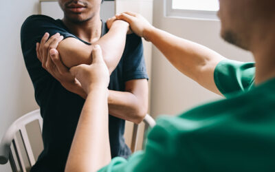 Fracture de l’olécrane : comment se déroule la rééducation ?